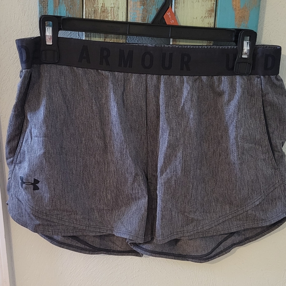 Under Armour Heatgear Women's Charcoal Athletic Shorts